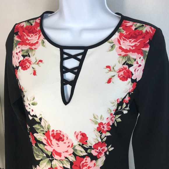🍾BOLD elements L/S Dress | Black/White/Red | XS - Picture 6 of 9